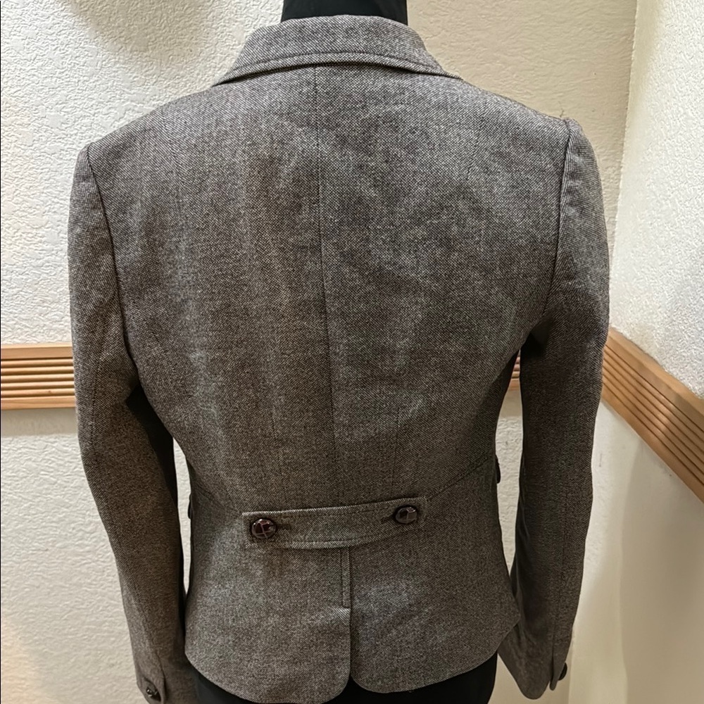 Banana Republic Size 2 Brown button down Blazer!! - Picture 12 of 14